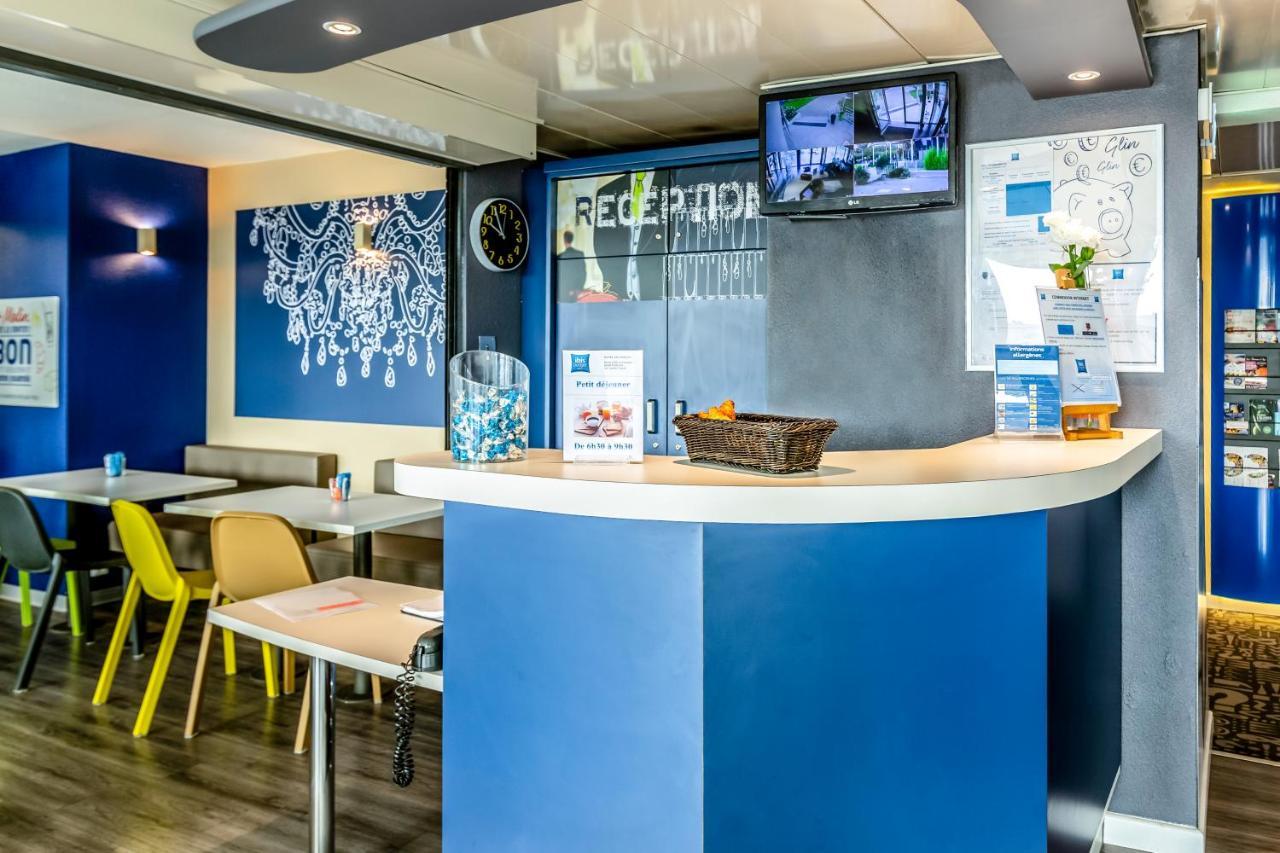 Ibis Budget Pertuis Portes Du Luberon Exterior foto